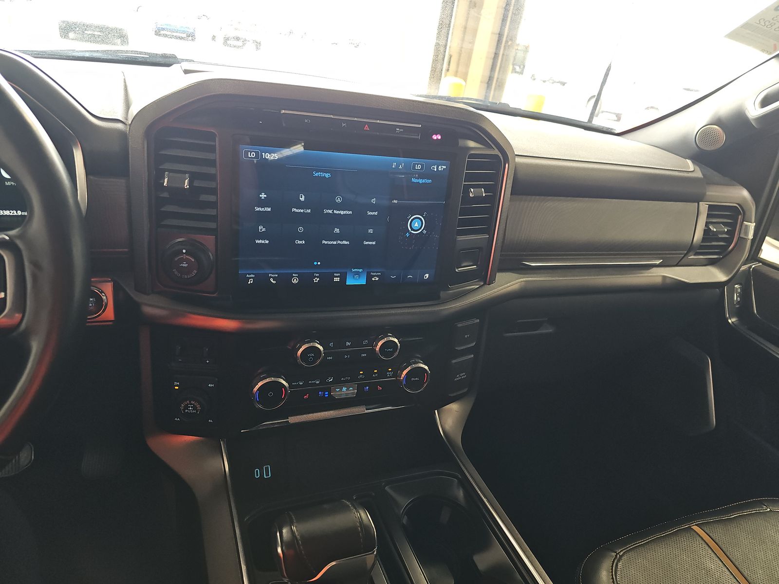 2023 Ford F-150 Platinum AWD