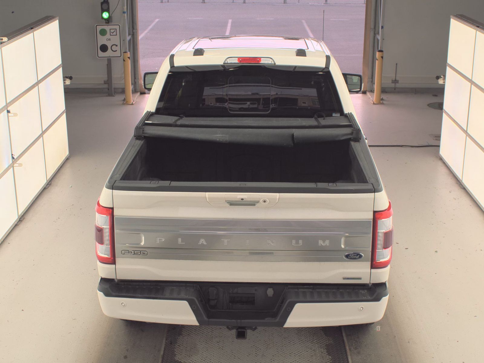 2023 Ford F-150 Platinum AWD