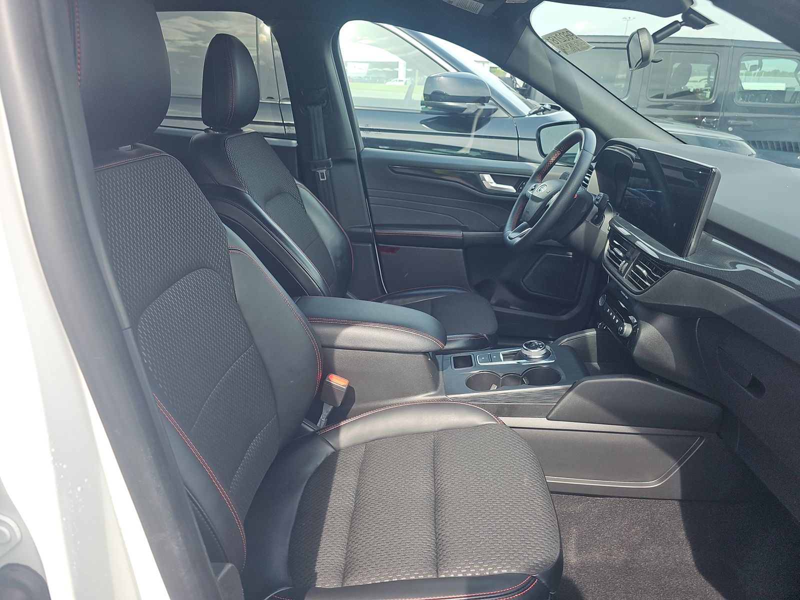 2024 Ford Escape ST-Line AWD