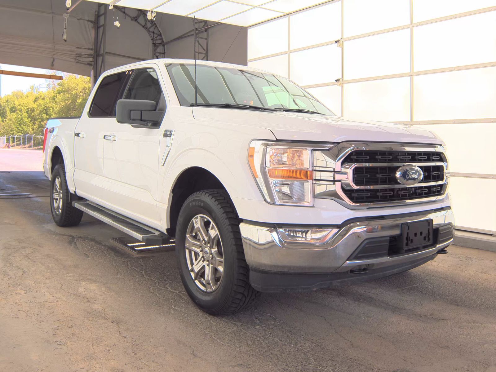 2023 Ford F-150 XLT AWD