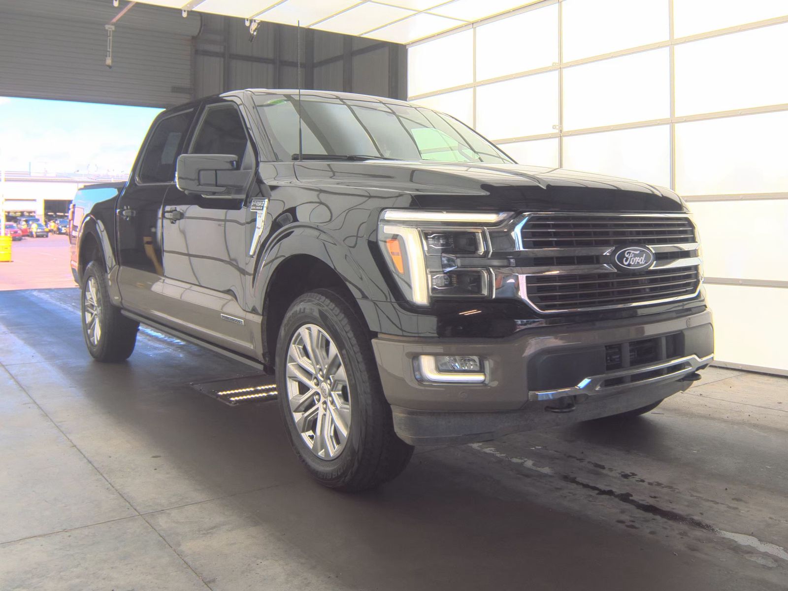 2025 Ford F-150 Hybrid King Ranch AWD