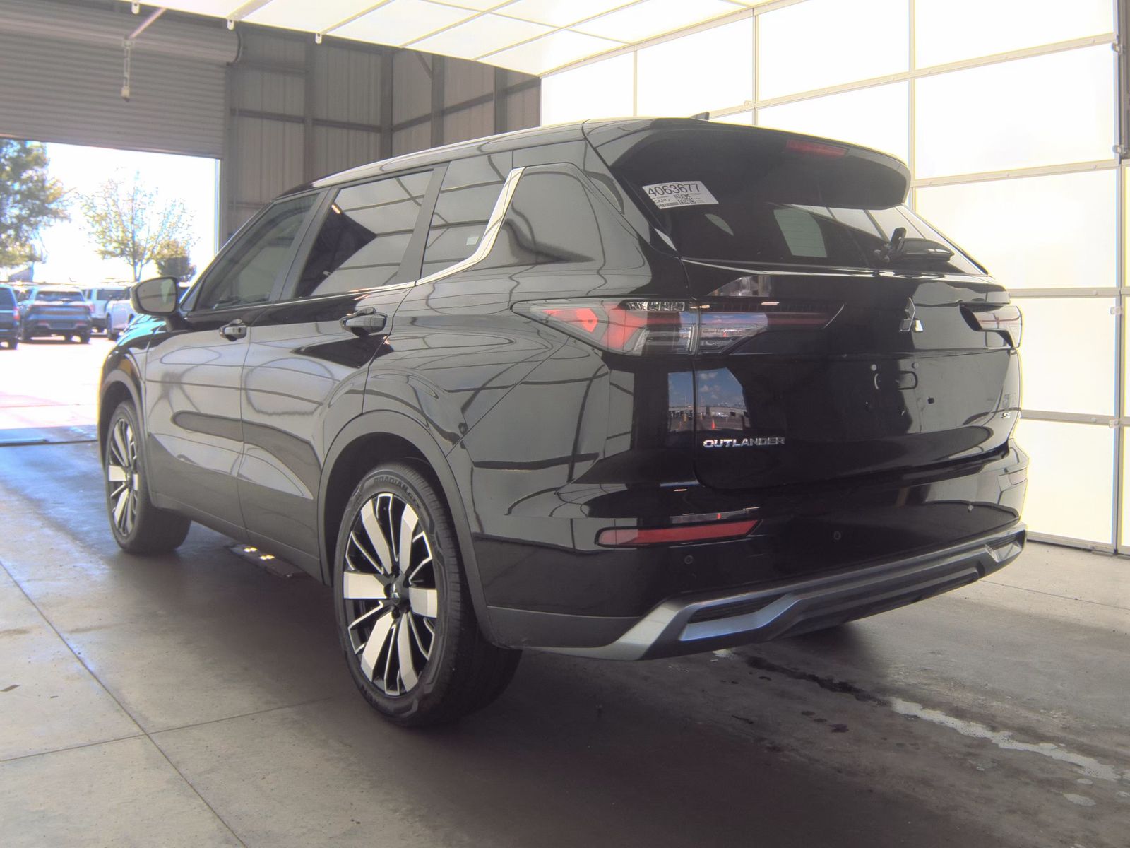 2025 Mitsubishi Outlander SE AWD