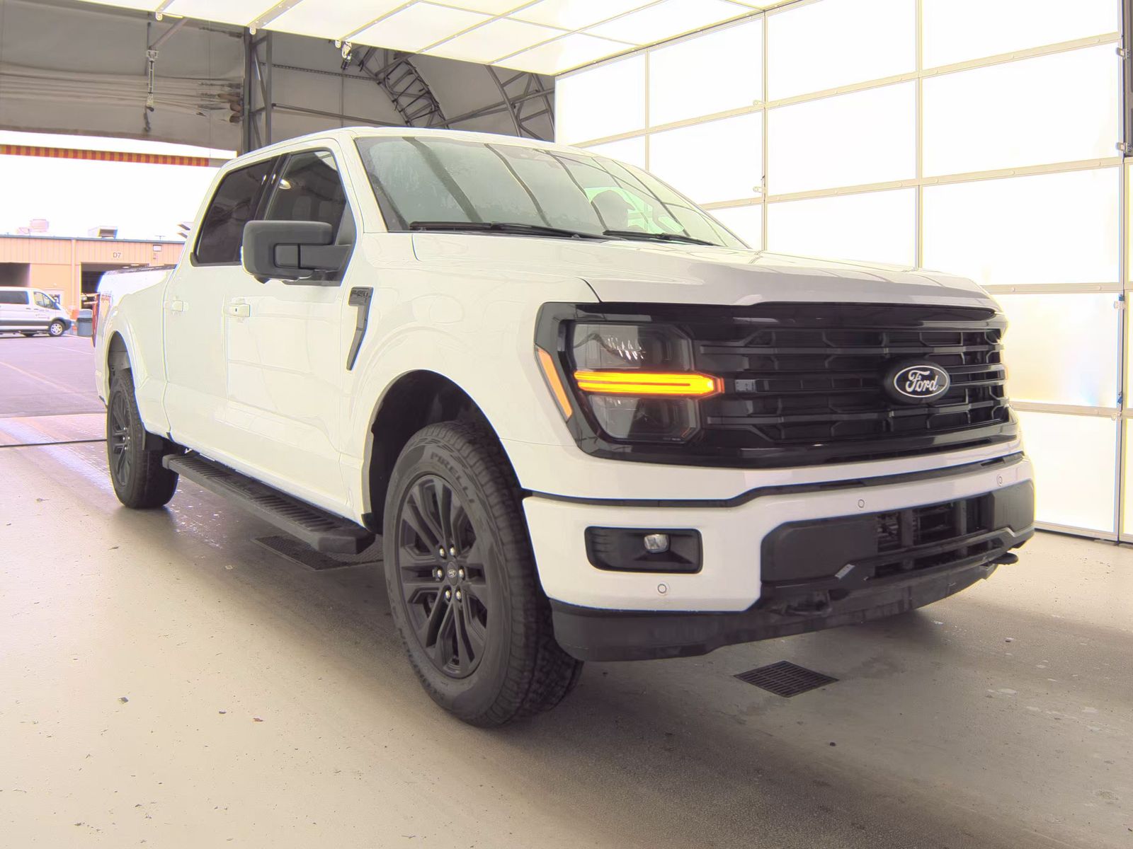 2025 Ford F-150 XLT AWD