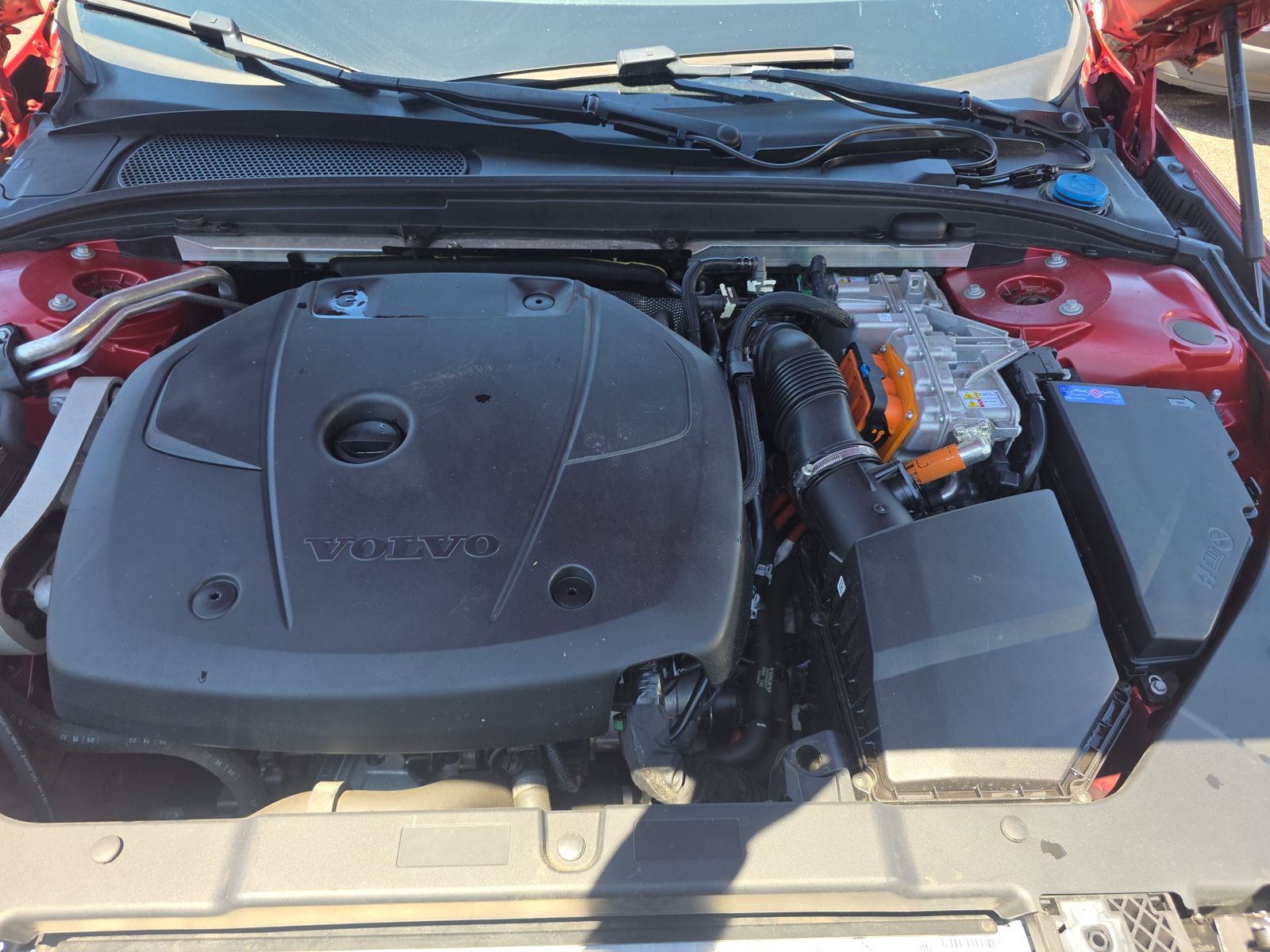 2023 Volvo S60 Recharge T8 Plus FWD