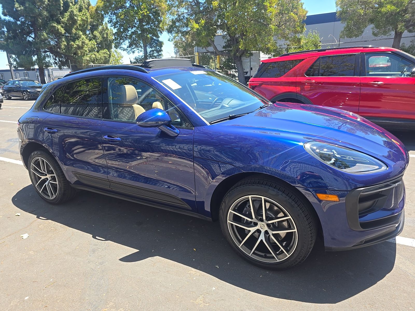 2024 Porsche Macan Base AWD