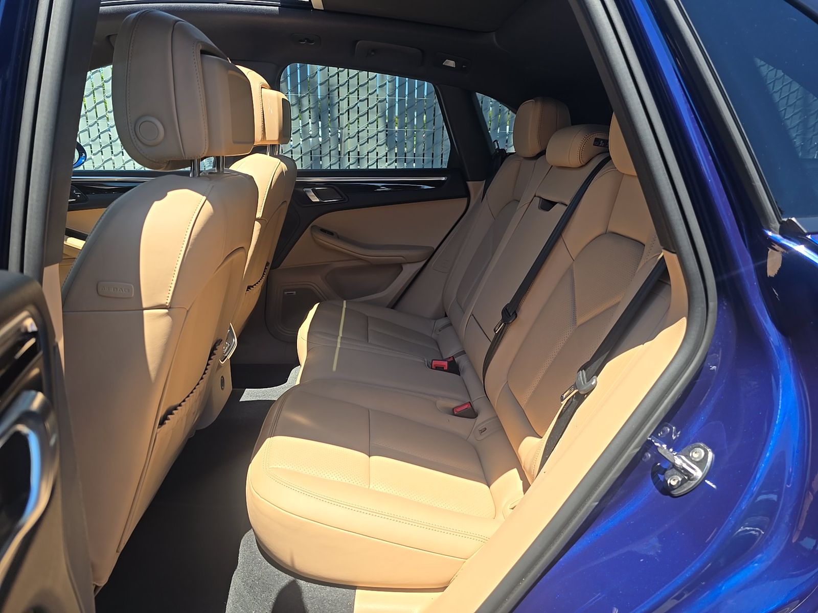 2024 Porsche Macan Base AWD