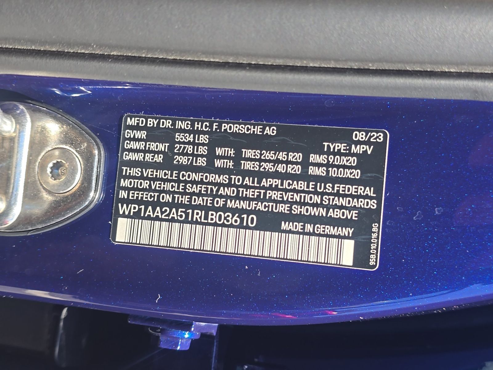 2024 Porsche Macan Base AWD