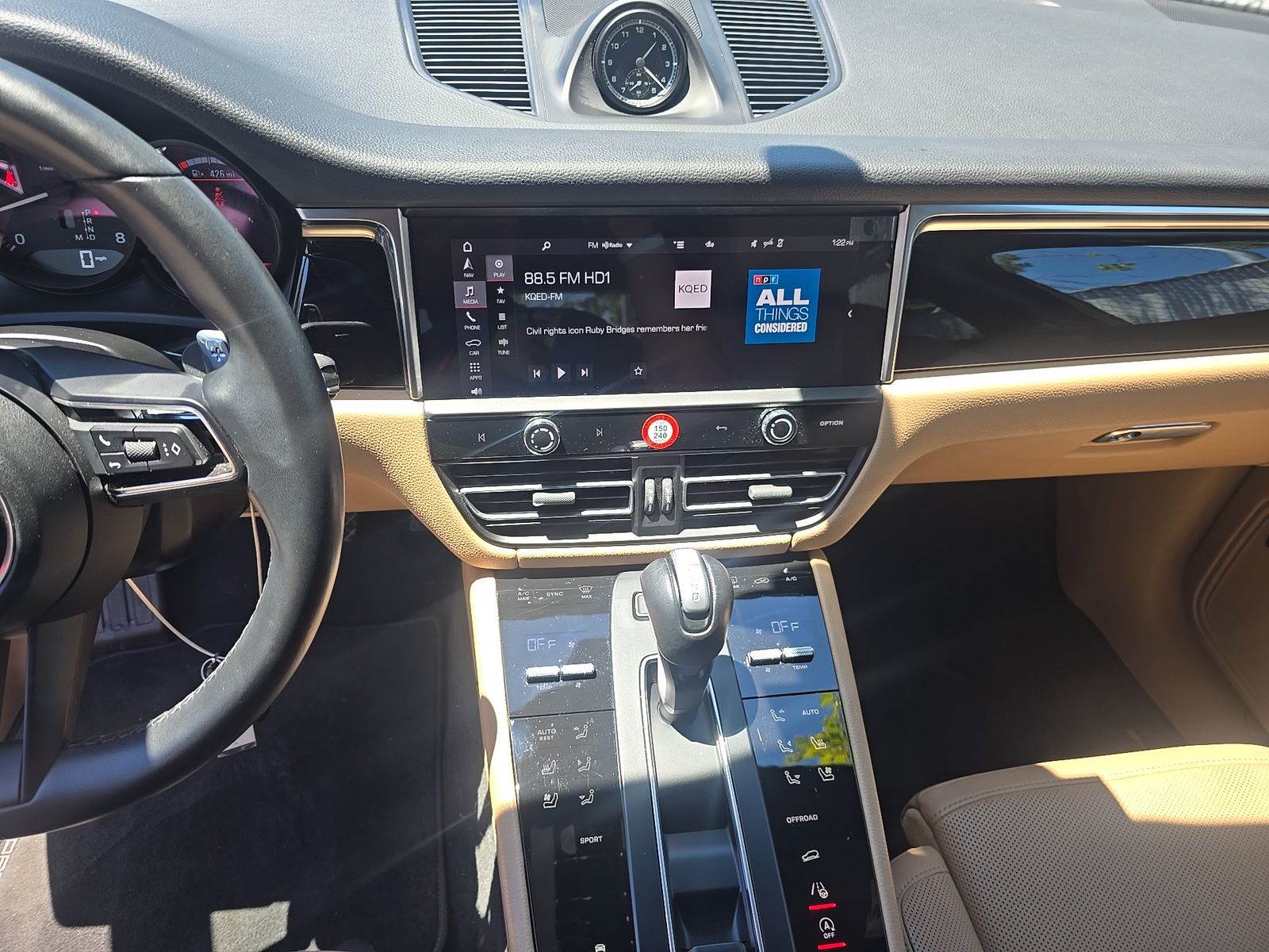 2024 Porsche Macan Base AWD
