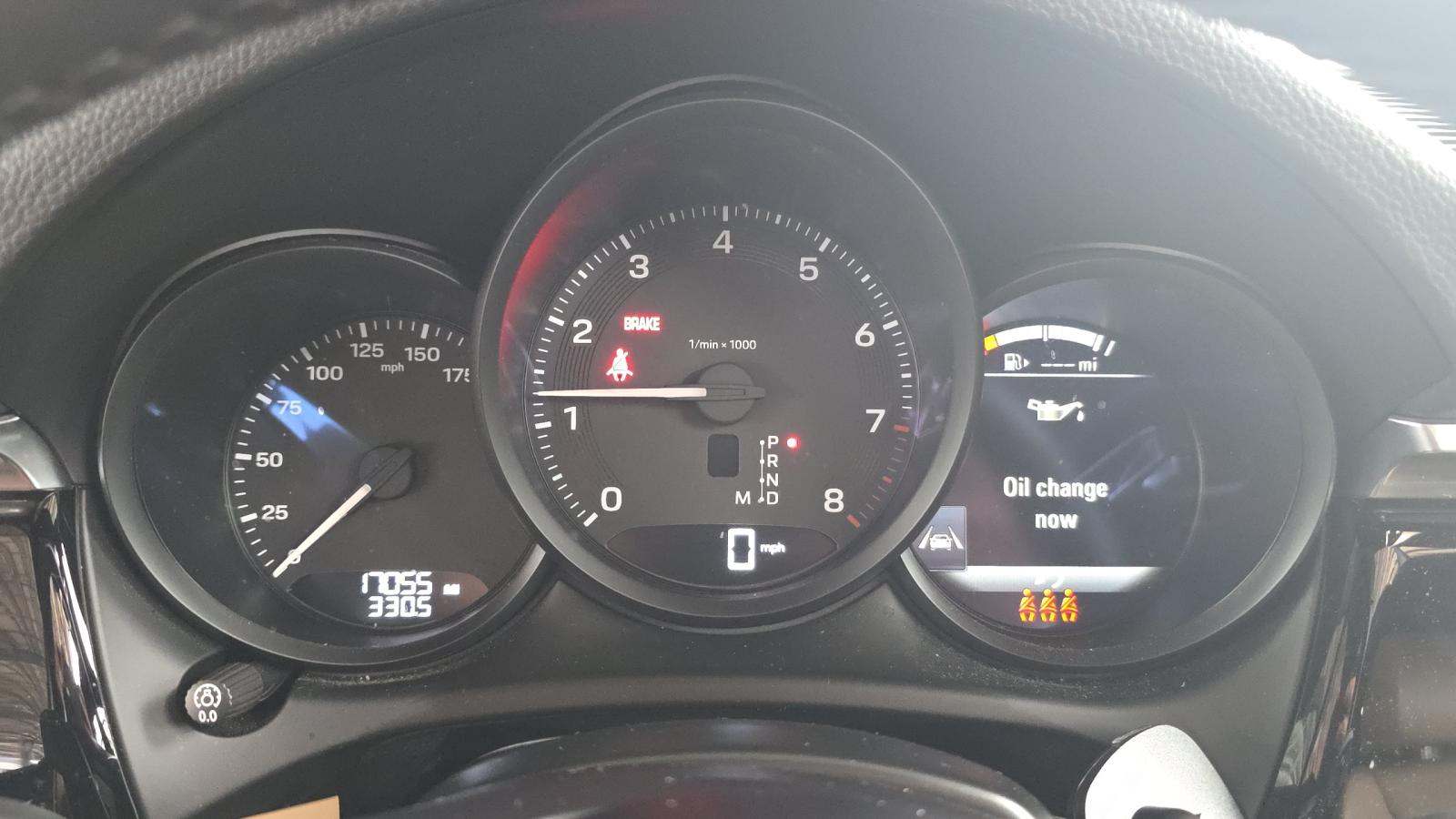 2024 Porsche Macan Base AWD