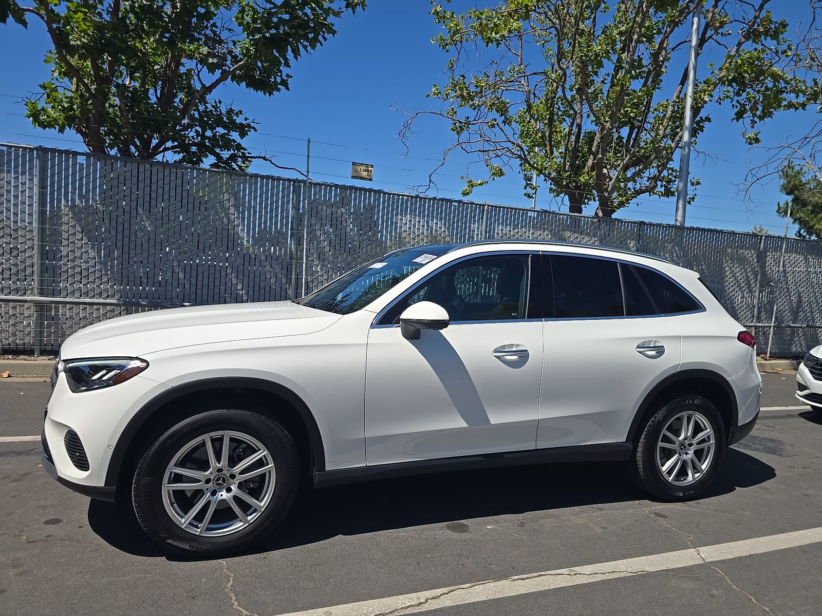 2025 Mercedes-Benz GLC GLC 300 RWD