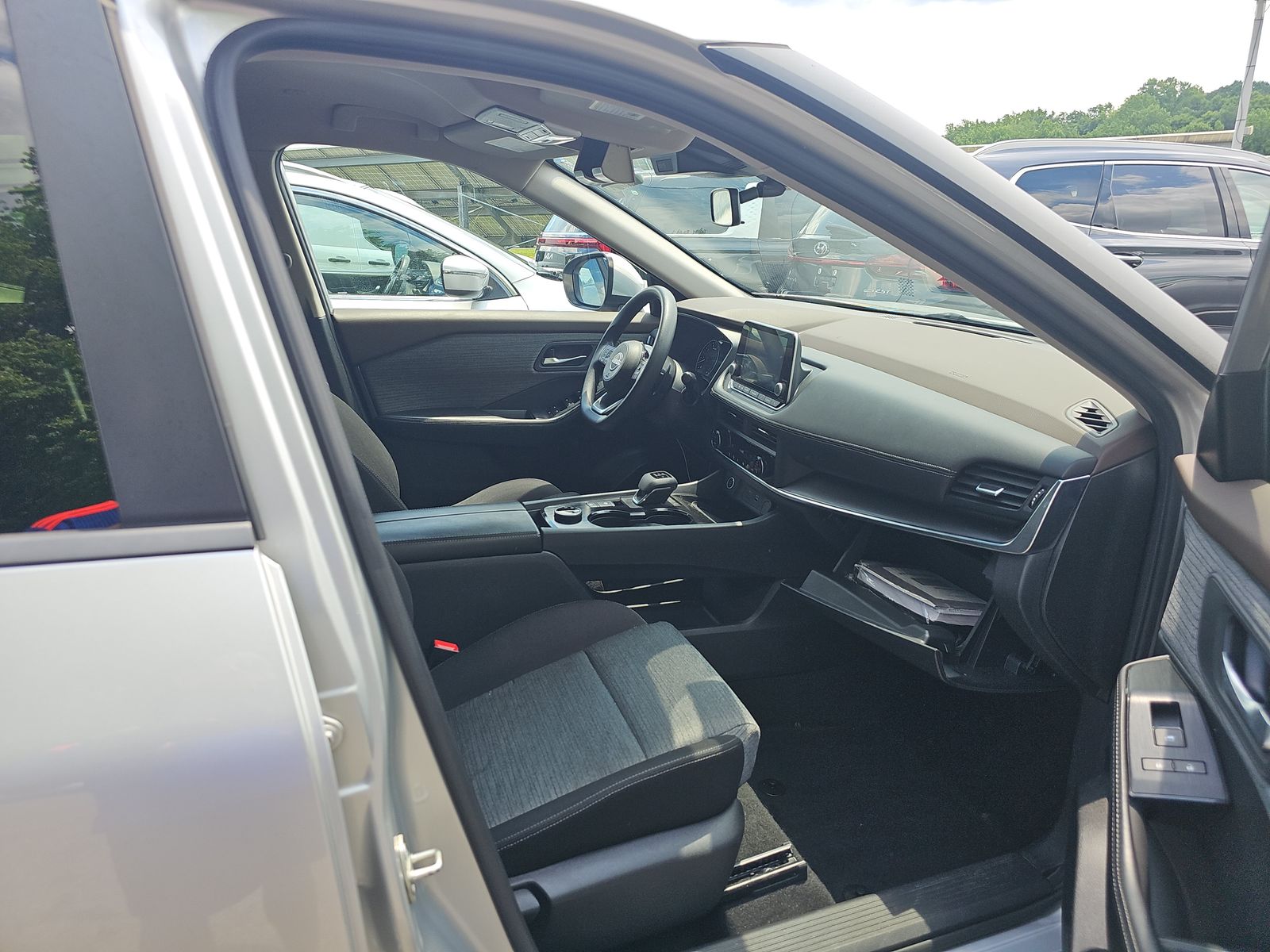 2023 Nissan Rogue SV AWD