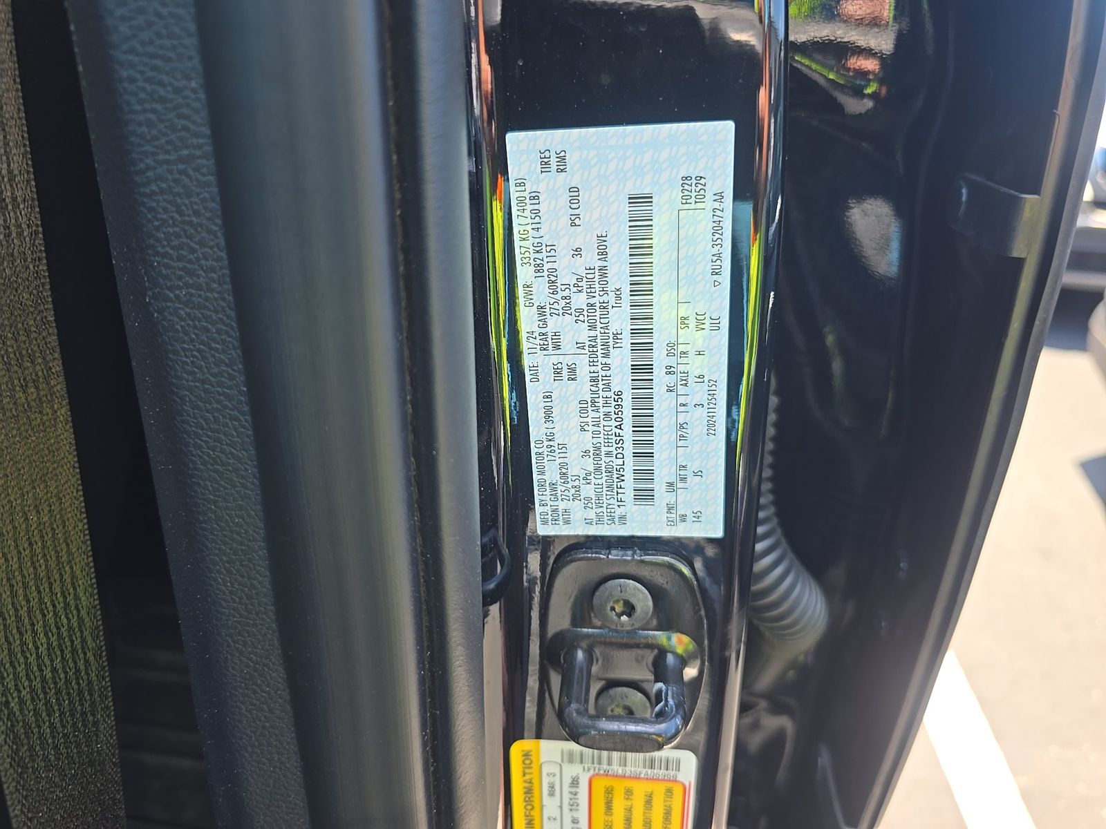 2025 Ford F-150 Hybrid Lariat AWD