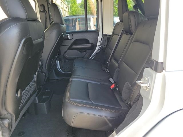 2024 Jeep Wrangler Sahara AWD
