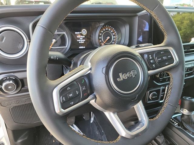 2024 Jeep Wrangler Sahara AWD