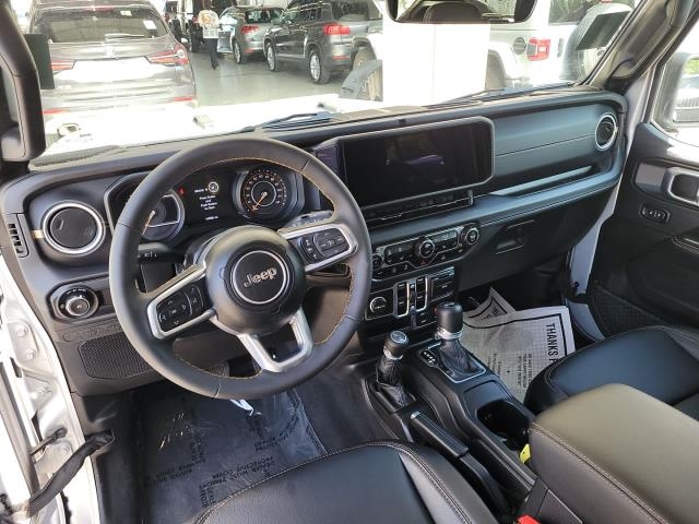 2024 Jeep Wrangler Sahara AWD