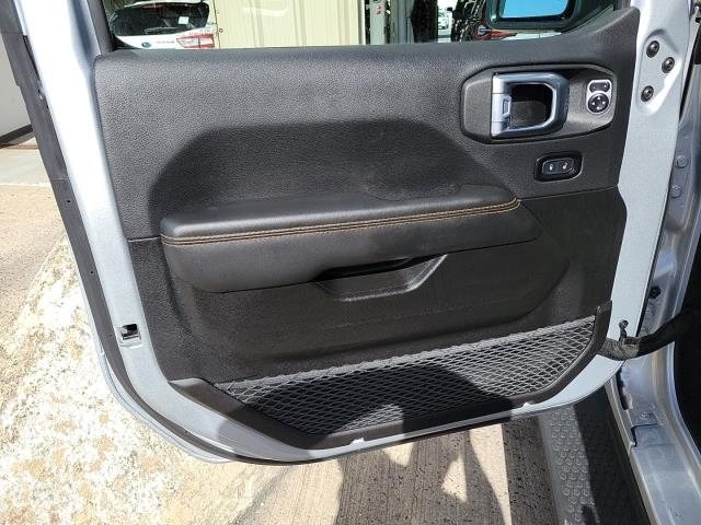 2024 Jeep Wrangler Sahara AWD
