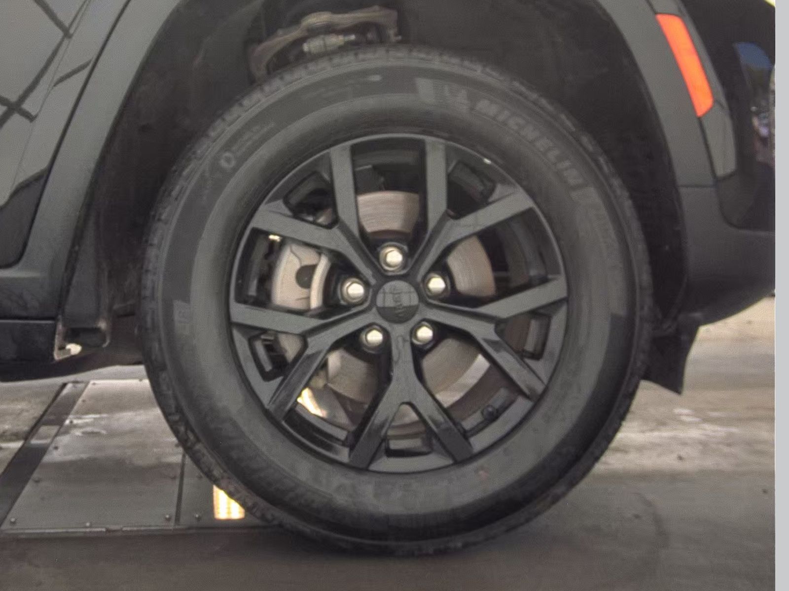 2025 Jeep Grand Cherokee Altitude AWD