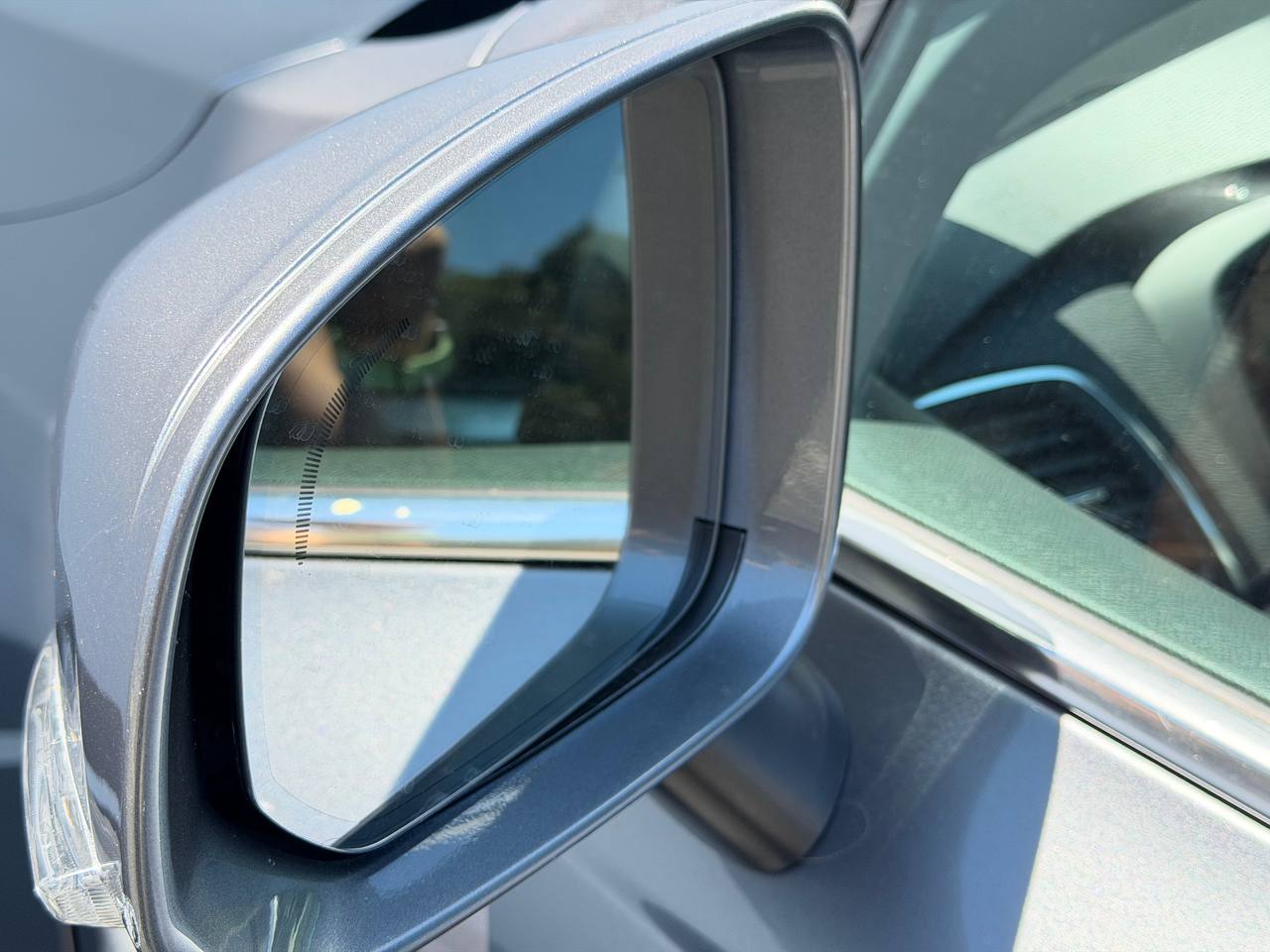 2018 Volvo XC90 T6 Momentum AWD