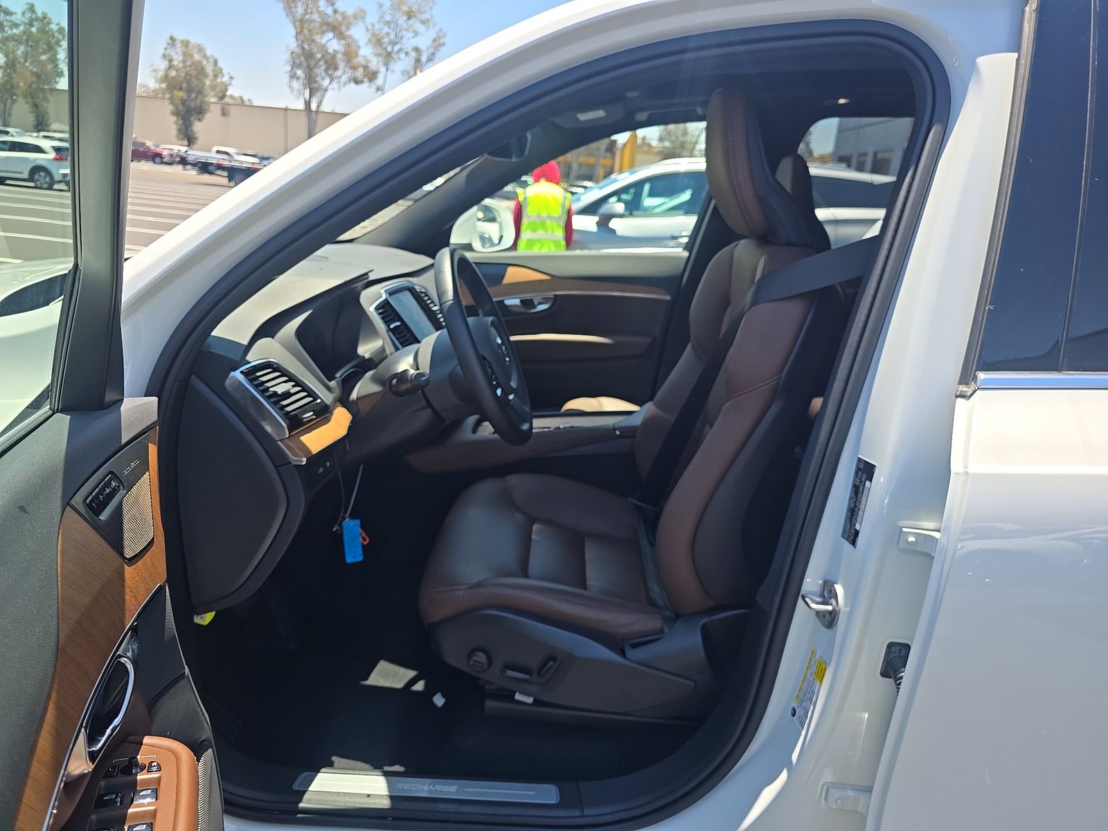 2024 Volvo XC90 Recharge T8 Plus AWD