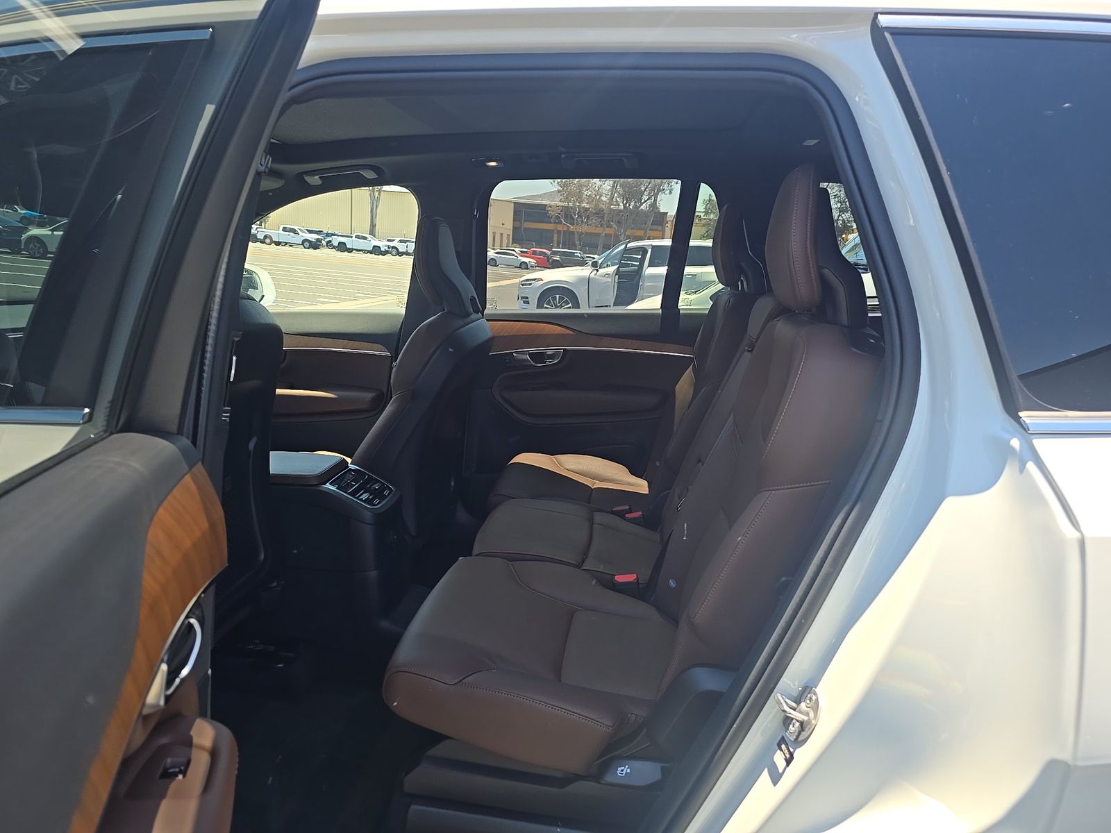 2024 Volvo XC90 Recharge T8 Plus AWD