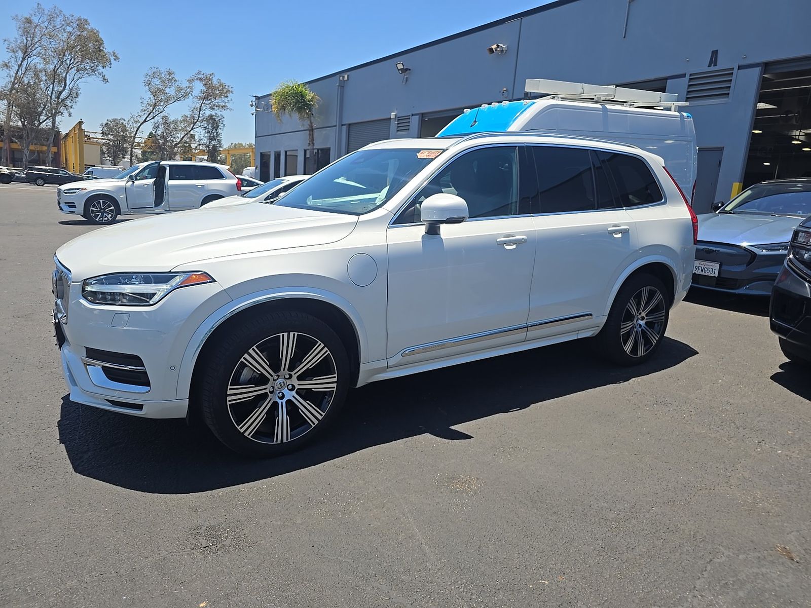 2024 Volvo XC90 Recharge T8 Plus AWD