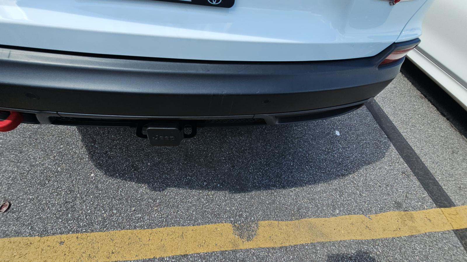 2023 Jeep Cherokee Trailhawk AWD
