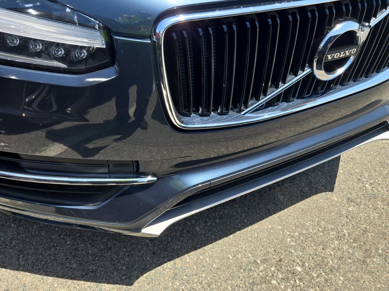2018 Volvo XC90 T5 Momentum AWD