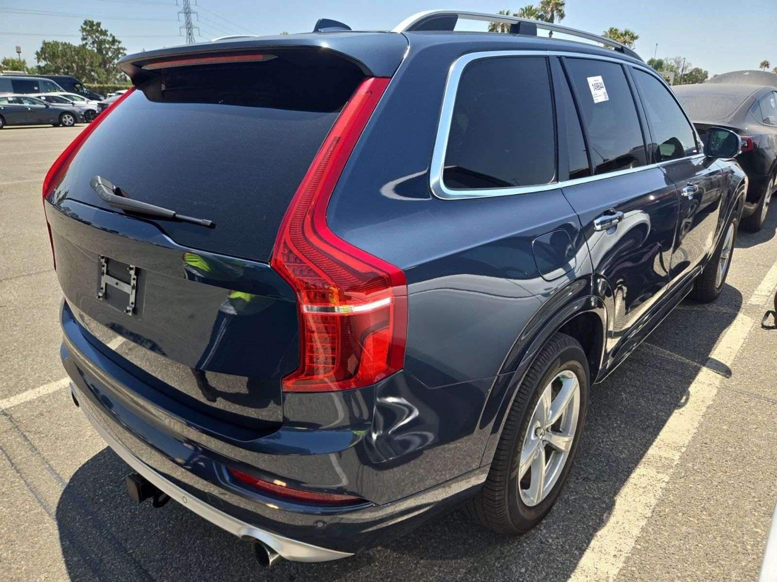 2018 Volvo XC90 T5 Momentum AWD