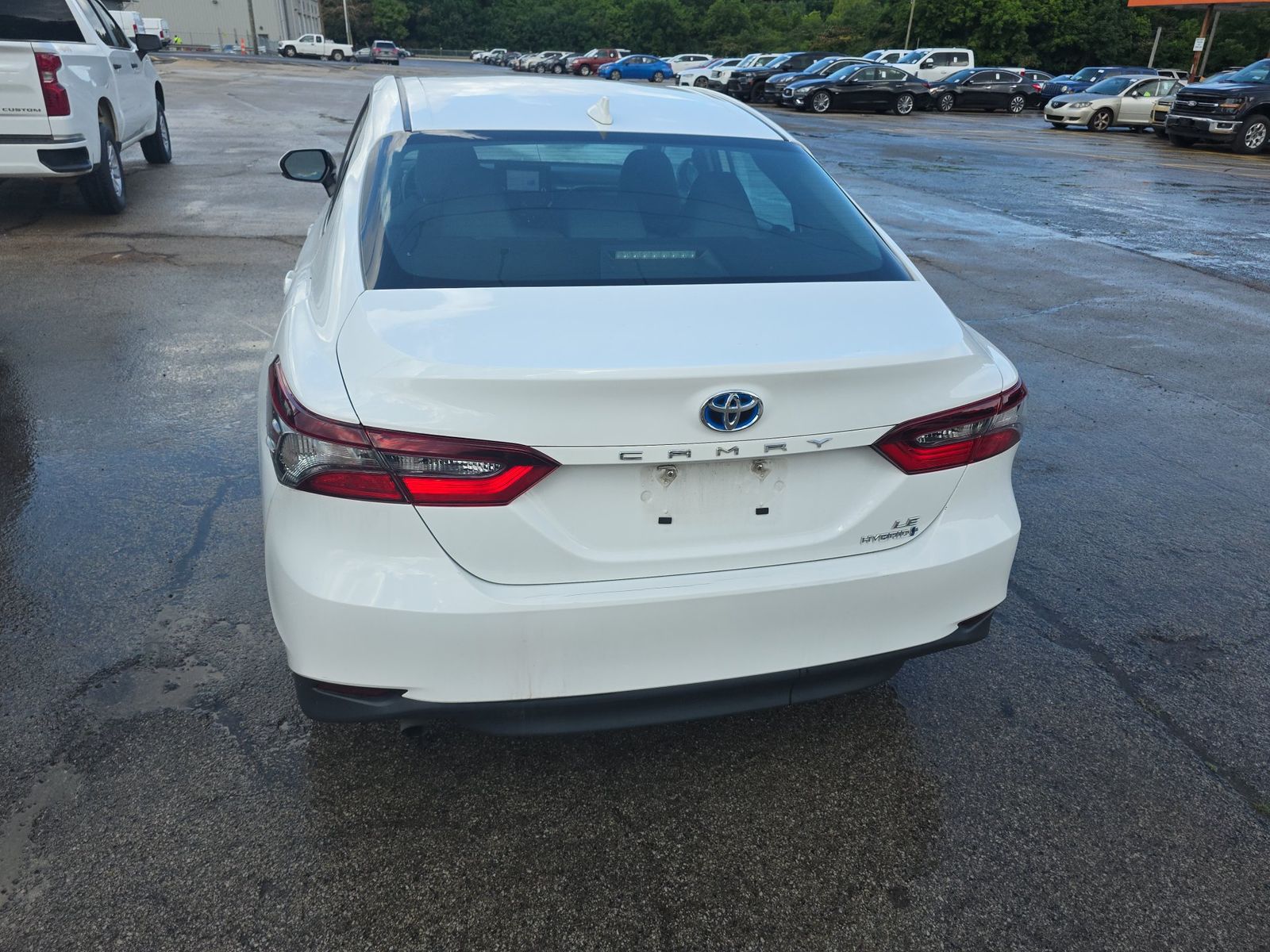 2023 Toyota Camry Hybrid LE FWD