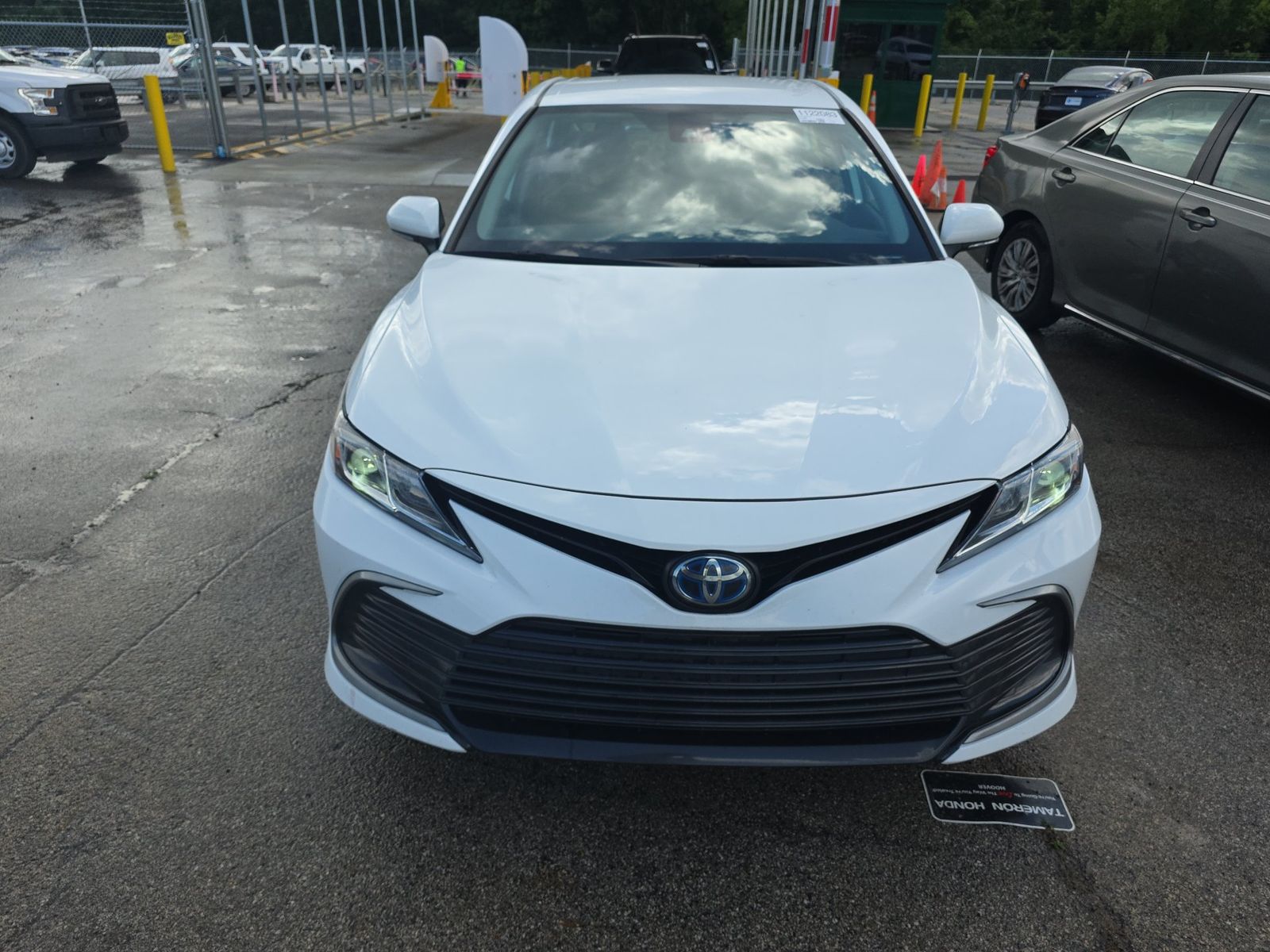 2023 Toyota Camry Hybrid LE FWD