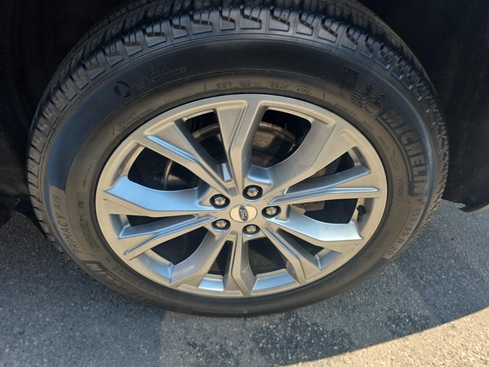 2023 Ford Explorer XLT AWD