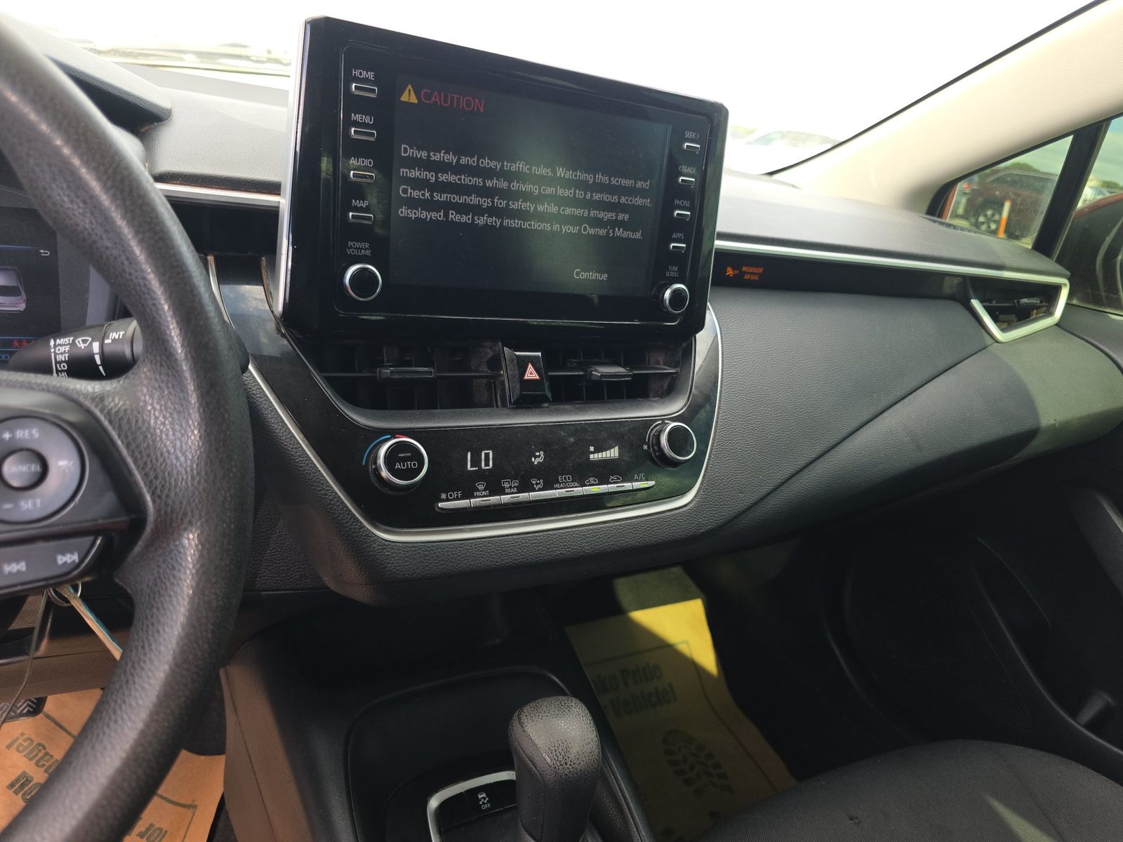 2020 Toyota Corolla LE FWD