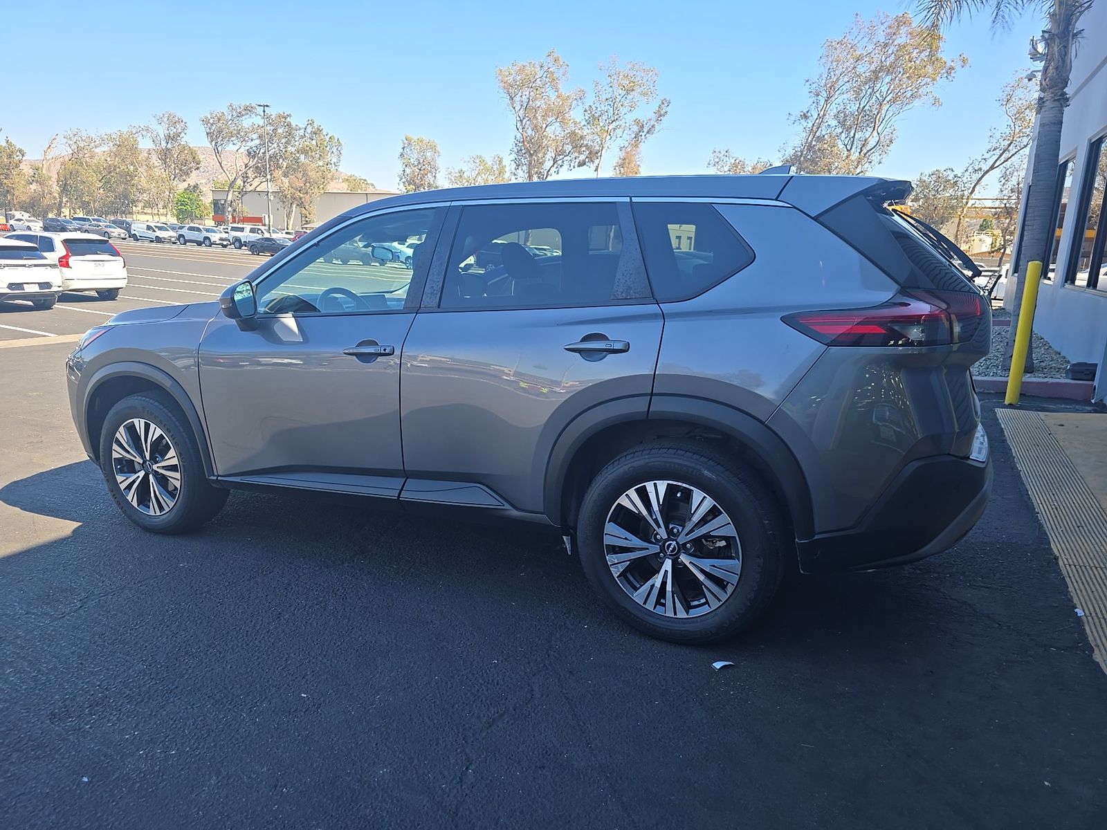 2022 Nissan Rogue SV AWD