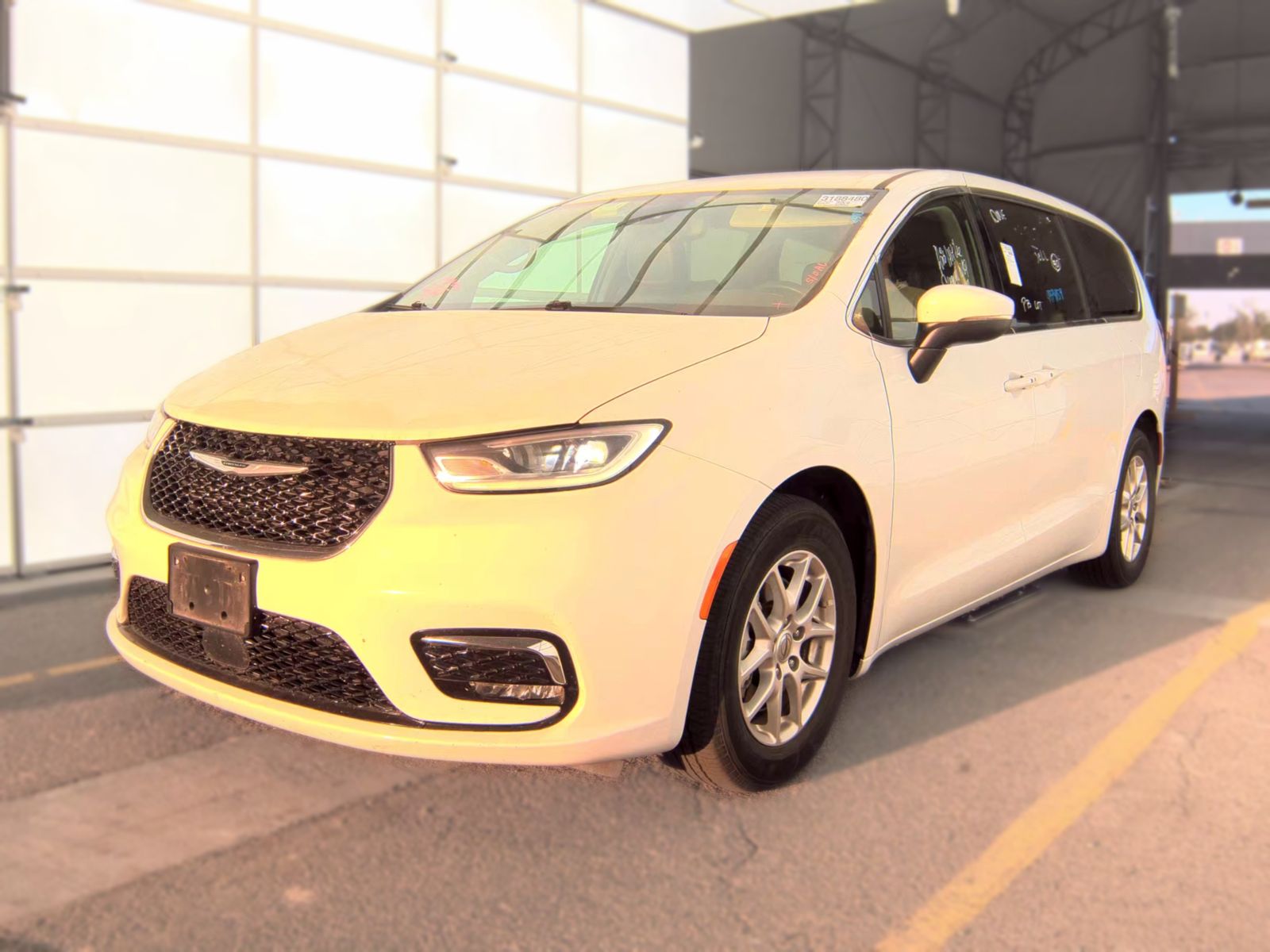 2023 Chrysler Pacifica Touring L FWD