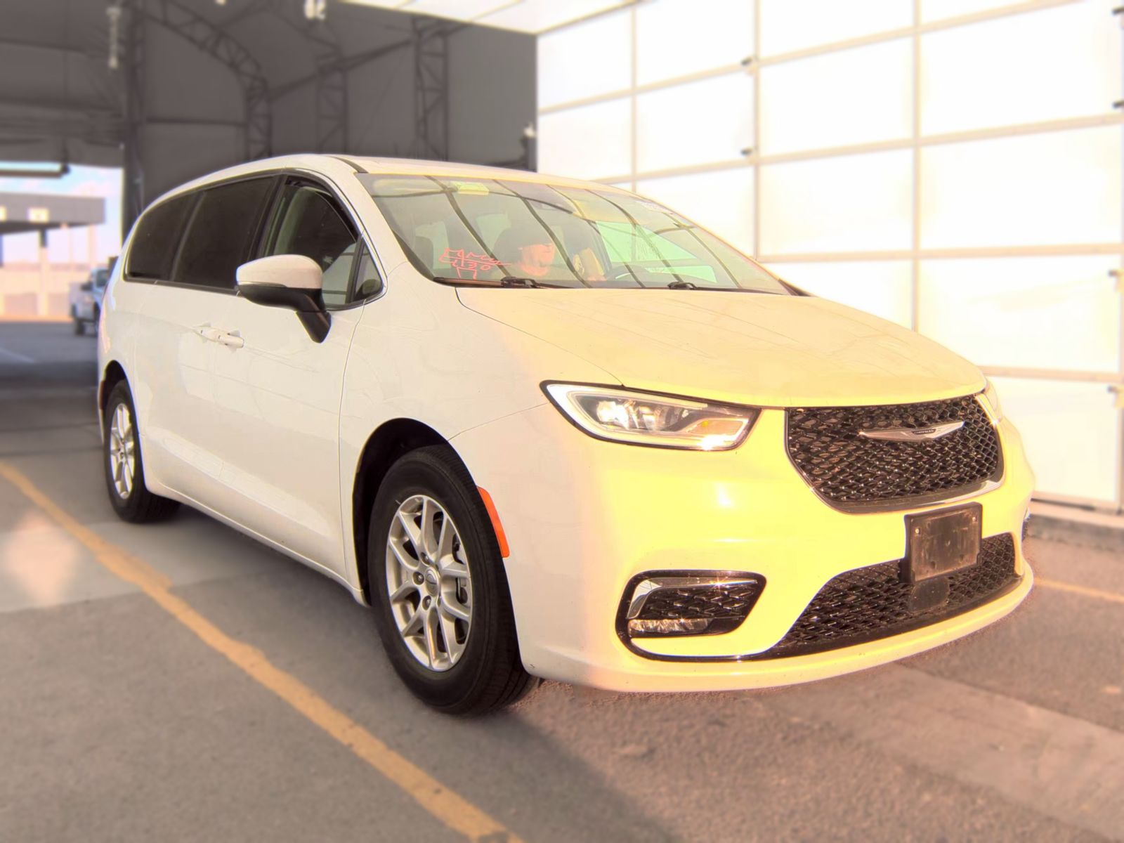 2023 Chrysler Pacifica Touring L FWD