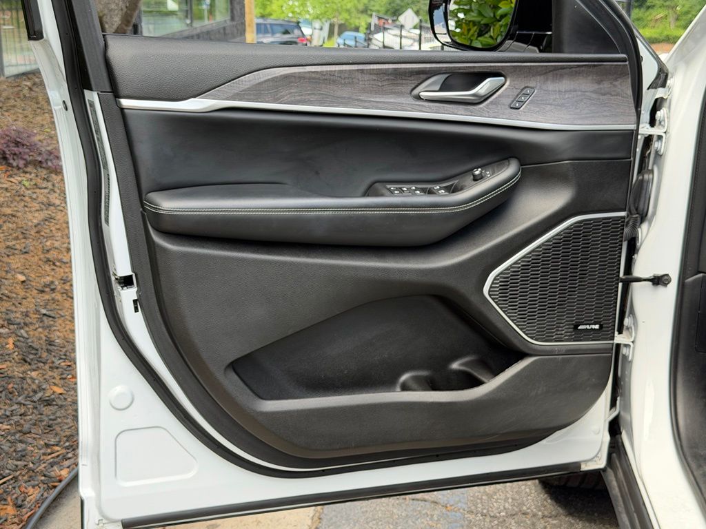 2023 Jeep Grand Cherokee L Limited AWD
