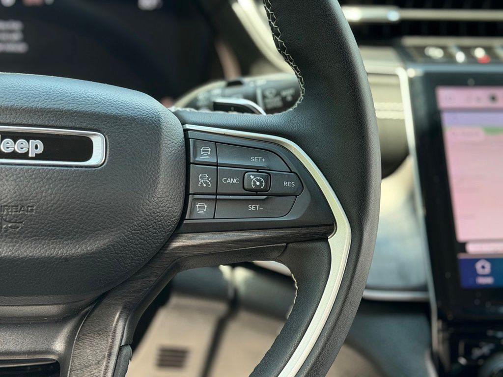 2023 Jeep Grand Cherokee L Limited AWD