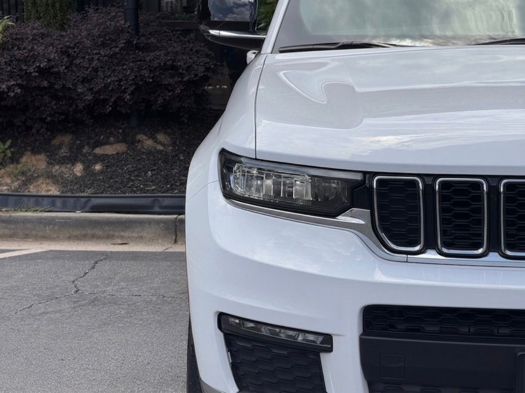 2023 Jeep Grand Cherokee L Limited AWD