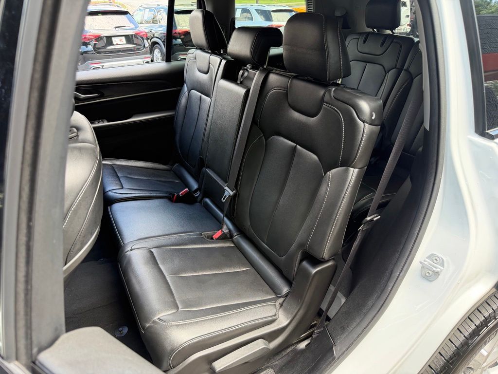 2023 Jeep Grand Cherokee L Limited AWD
