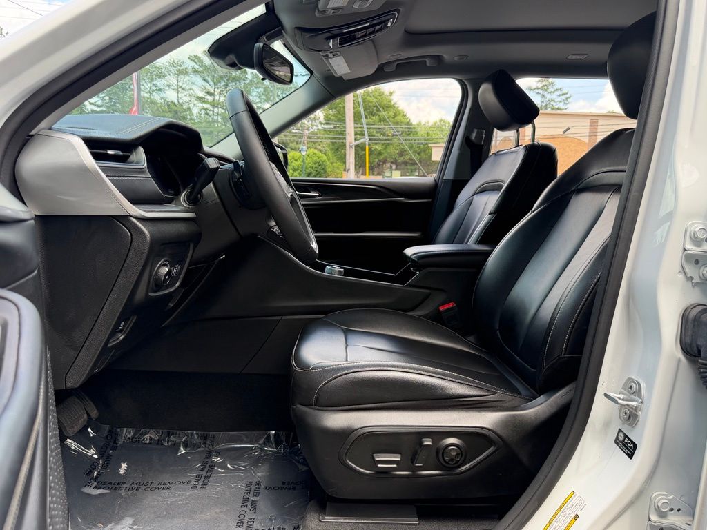 2023 Jeep Grand Cherokee L Limited AWD