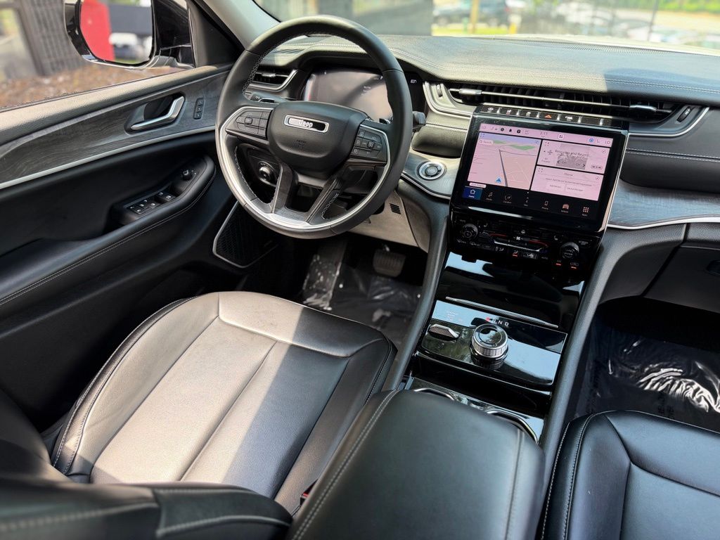 2023 Jeep Grand Cherokee L Limited AWD