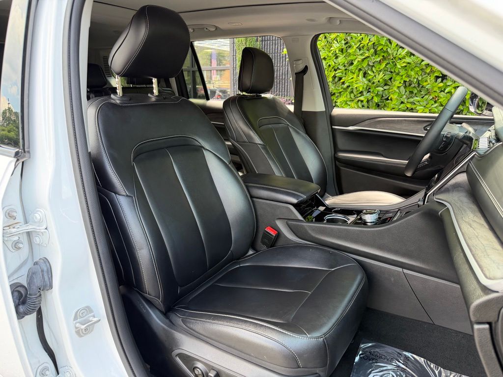 2023 Jeep Grand Cherokee L Limited AWD