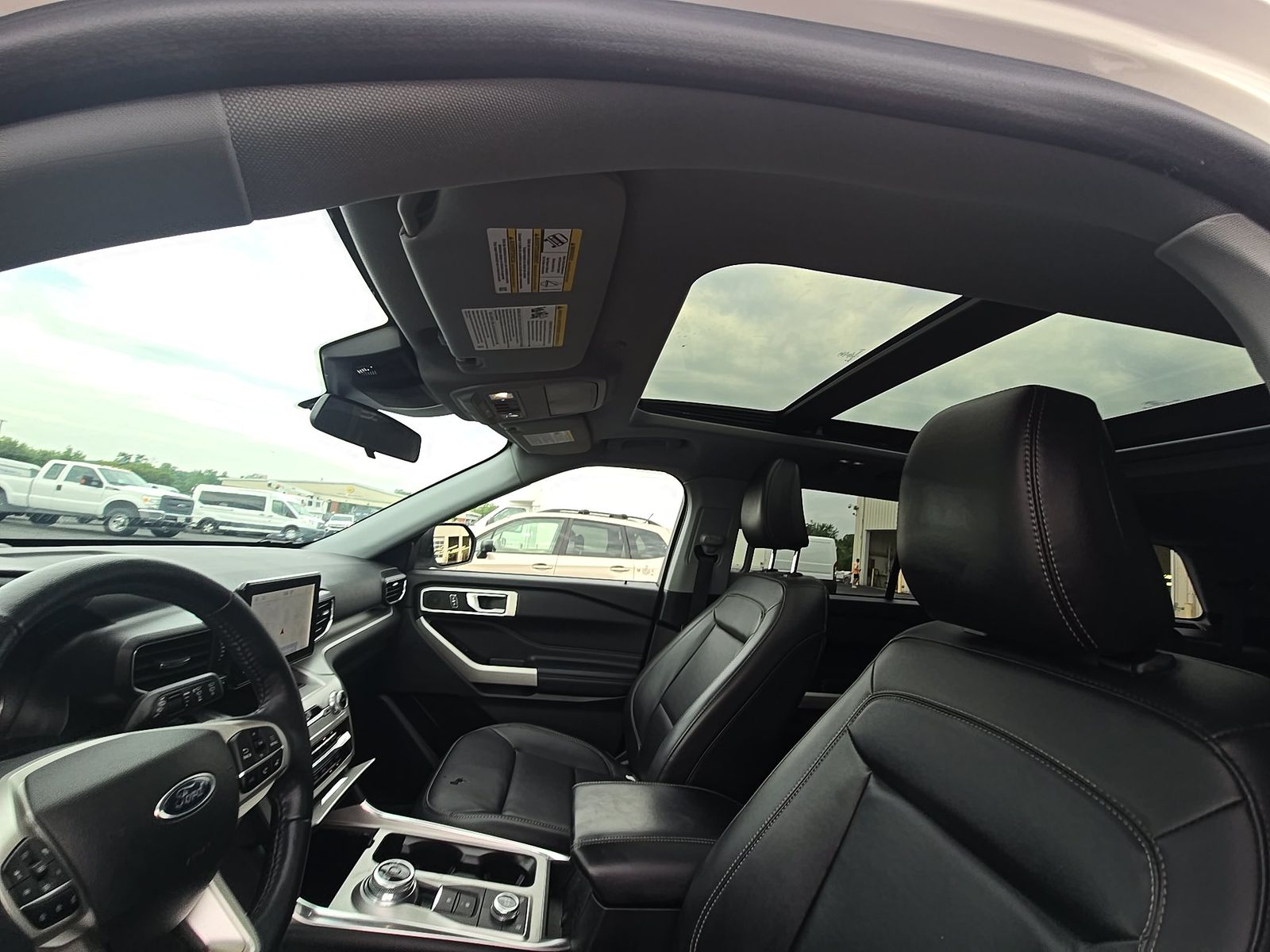 2022 Ford Explorer XLT AWD