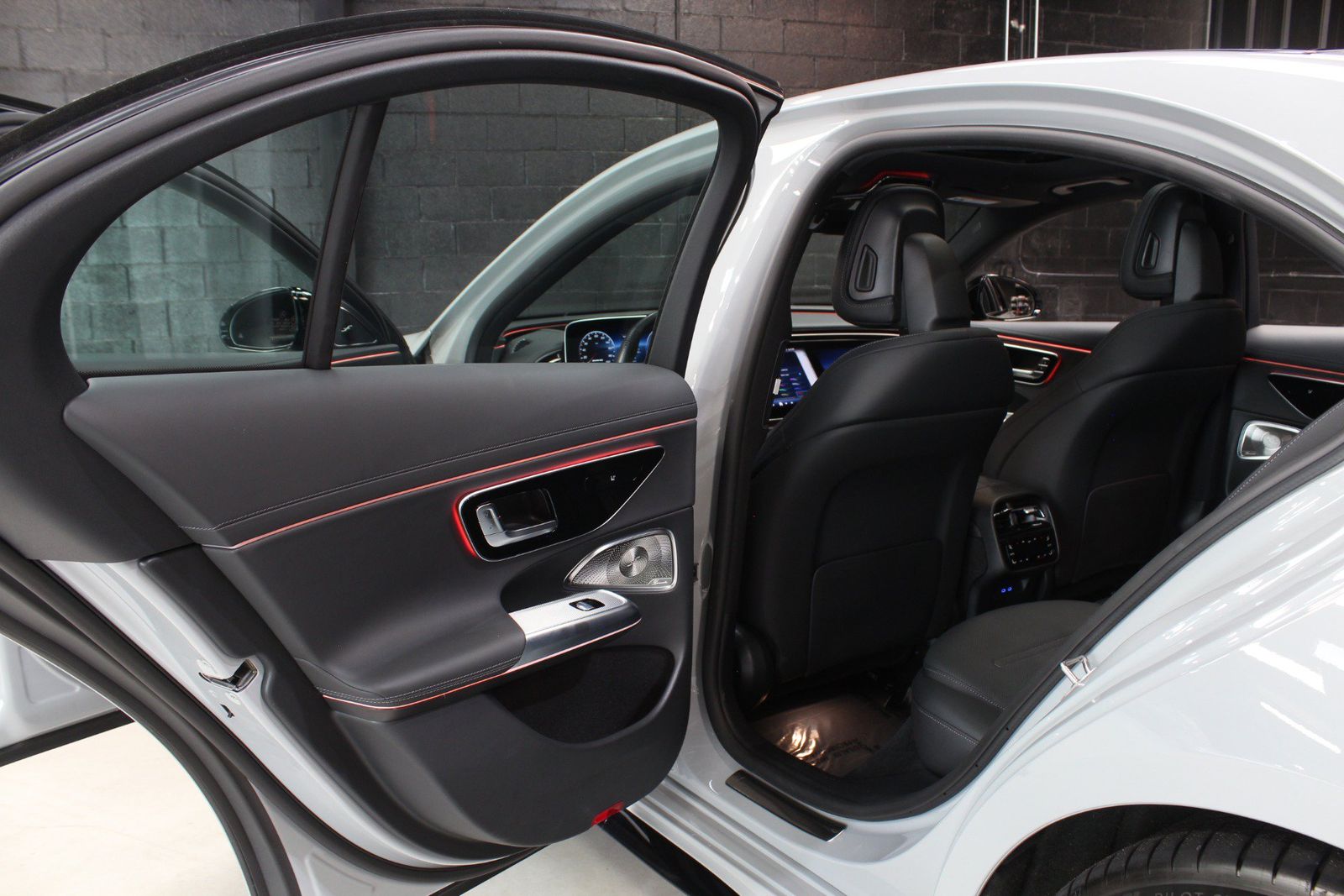 2025 Mercedes-Benz E-Class Hybrid AMG E 53 AWD