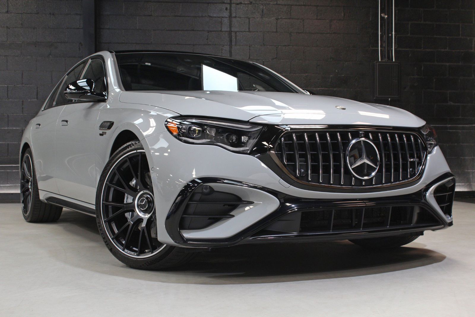2025 Mercedes-Benz E-Class Hybrid AMG E 53 AWD