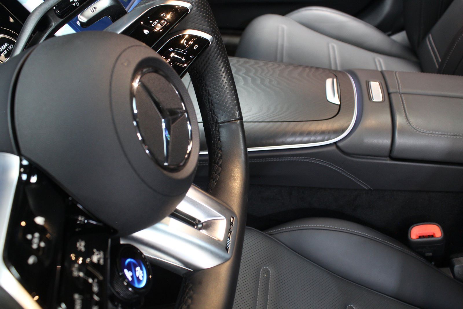 2025 Mercedes-Benz E-Class Hybrid AMG E 53 AWD