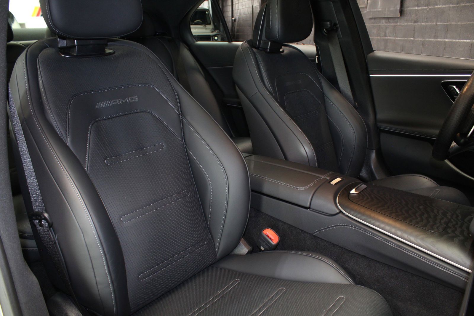 2025 Mercedes-Benz E-Class Hybrid AMG E 53 AWD