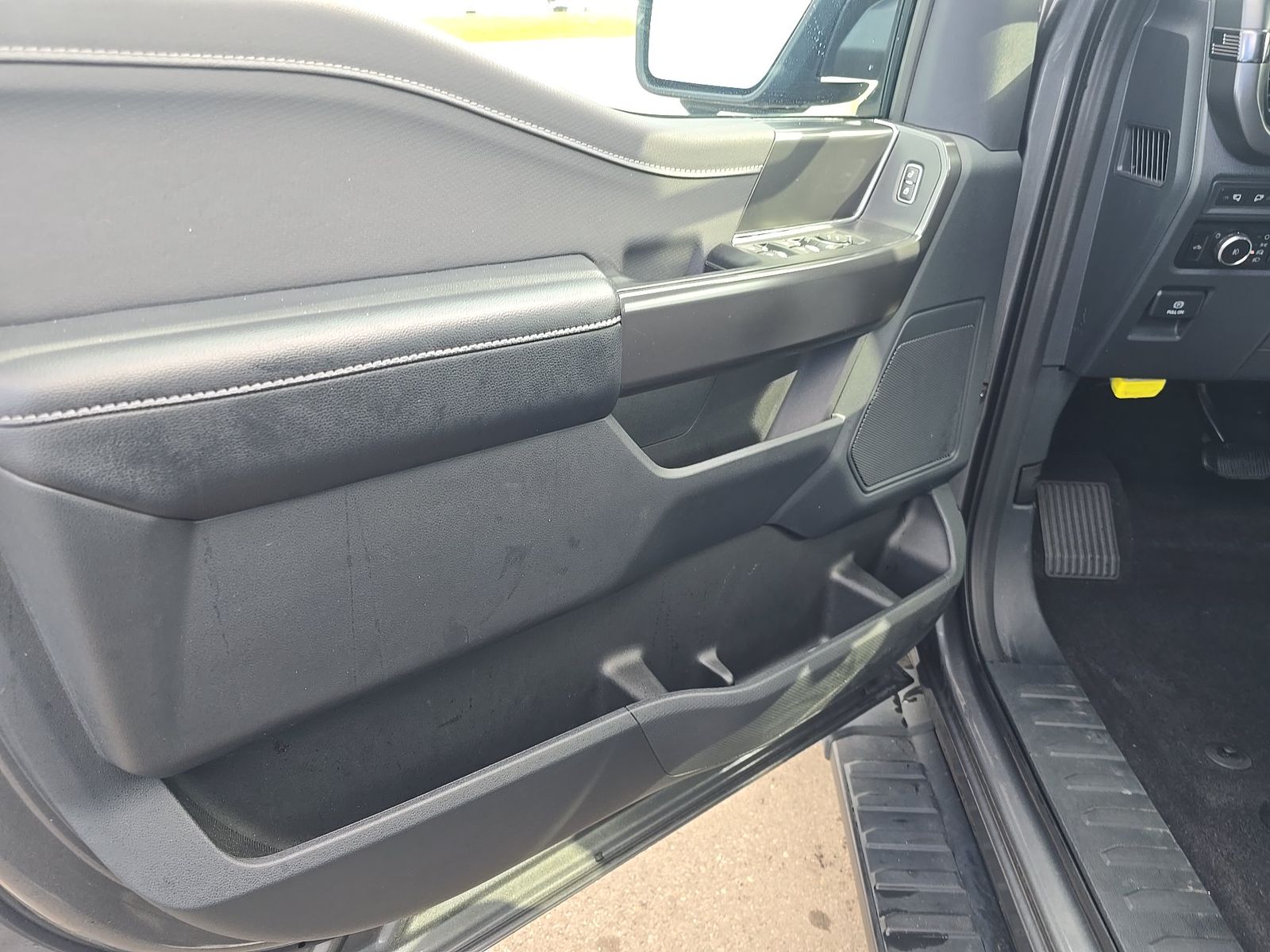 2024 Ford F-150 XLT AWD