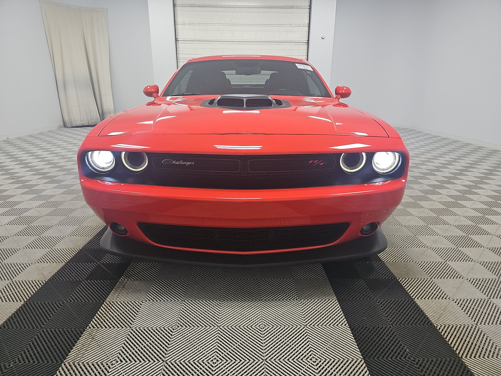 2017 Dodge Challenger R/T 392 HEMI Scat Pack Shaker RWD