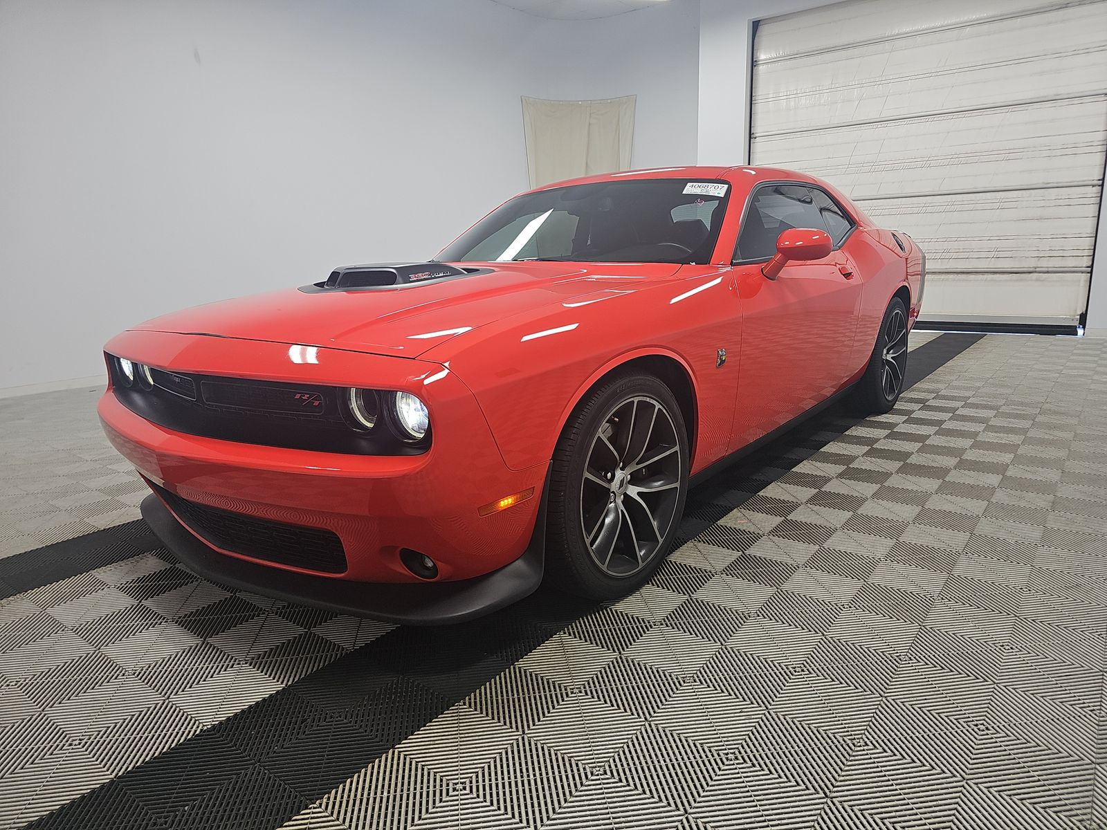 2017 Dodge Challenger R/T 392 HEMI Scat Pack Shaker RWD